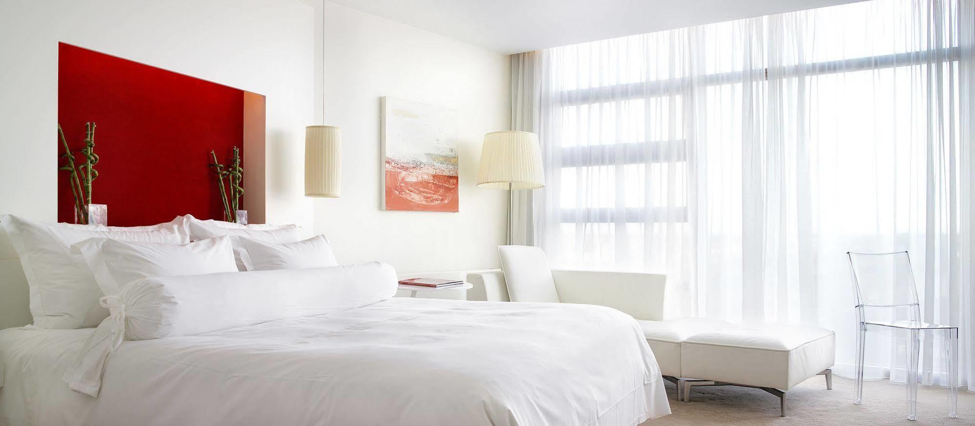 The Beacon Hotel Sandyford Luaran gambar